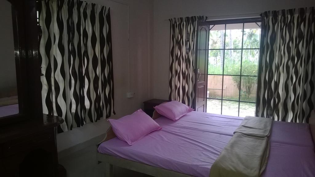 Indeevaram Apartments โกวาลัม ห้อง รูปภาพ